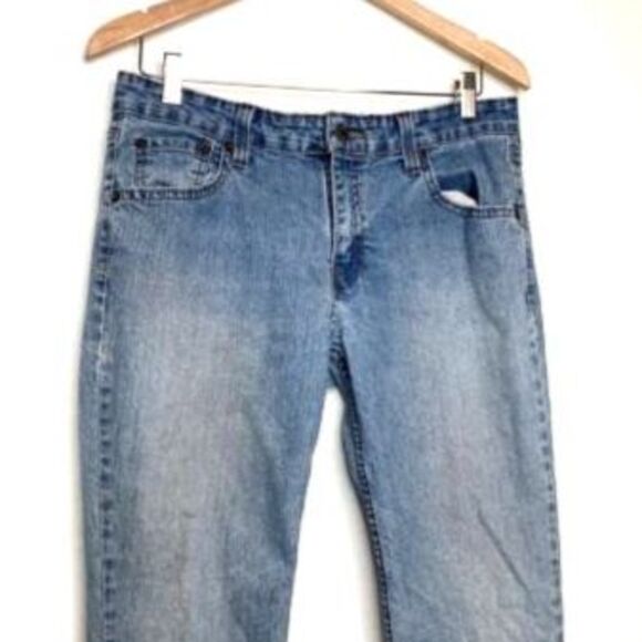 Levis Signature Women's Low Rise Bootcut Distress Denim Jeans 10 Vintage Blue - Picture 3 of 12